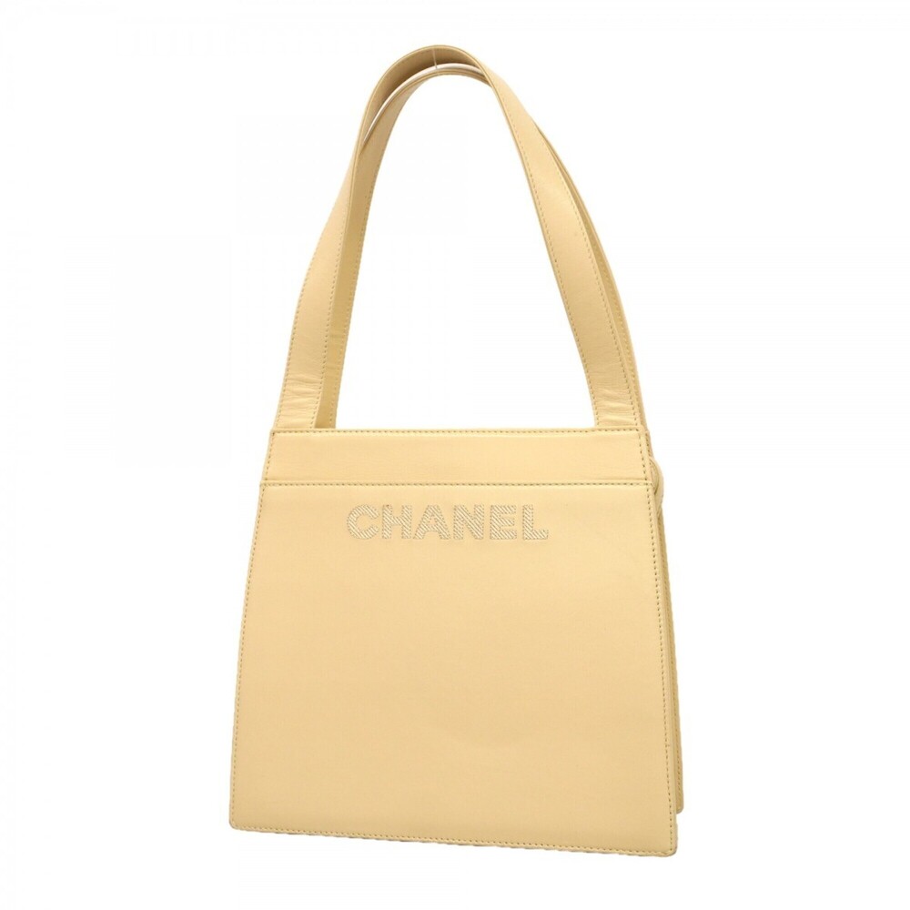 CHANEL White Lambskin Leather Shoulder Bag